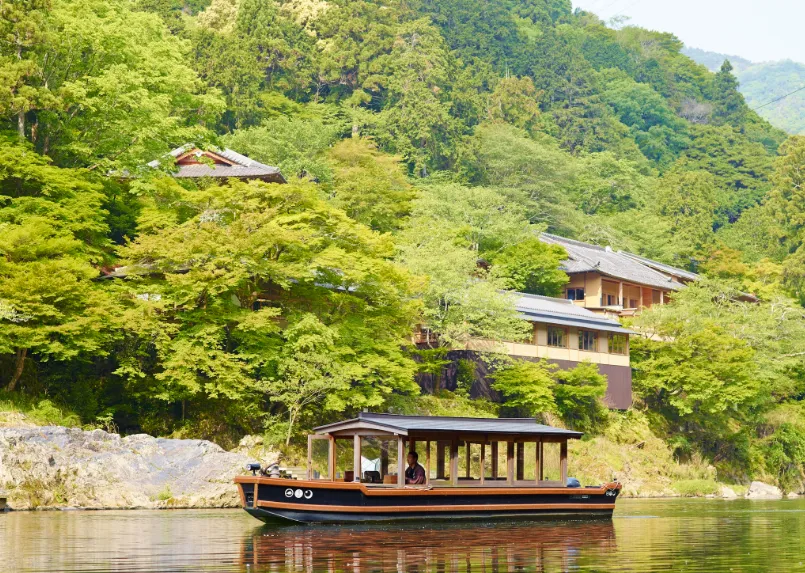 Hoshinoya Kyoto: A Riverside Retreat Embracing Japanese Tradition