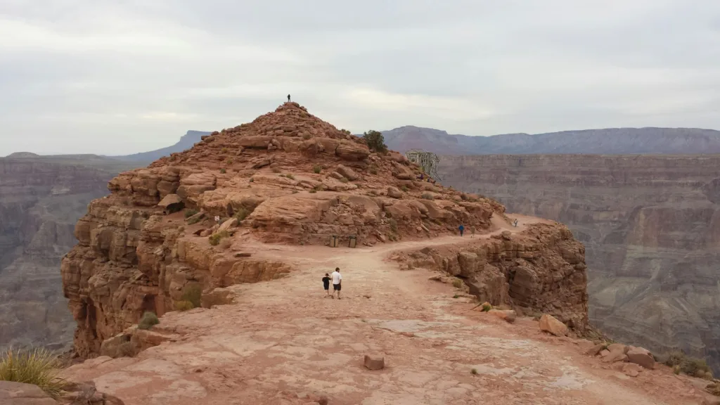 Grand Canyon National Park, a top national park in the USA showcasing breathtaking views and hiking opportunities.