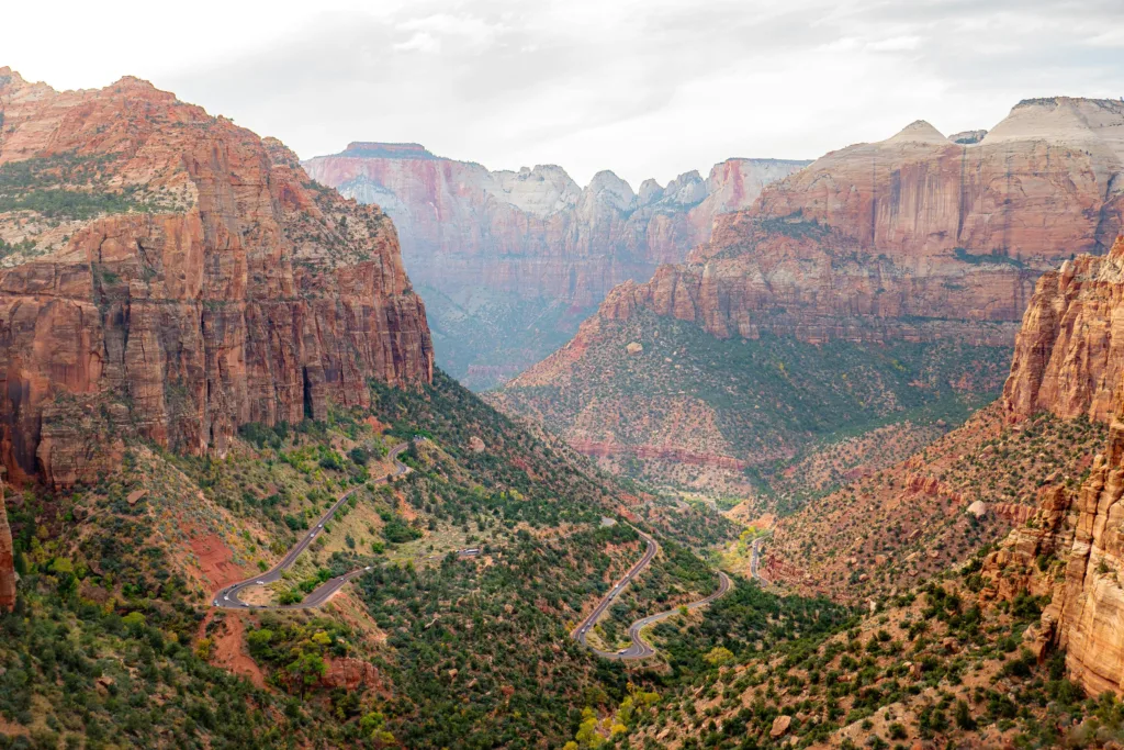 Zion National Park, renowned for its towering cliffs and narrow canyons, is one of the best national parks in the USA.